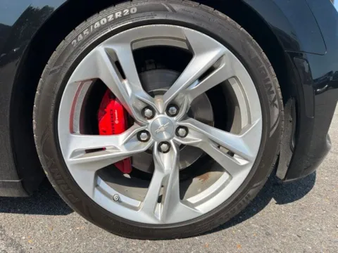 More photos of 2020 Chevrolet Camaro SS at Smart Chevrolet, NC