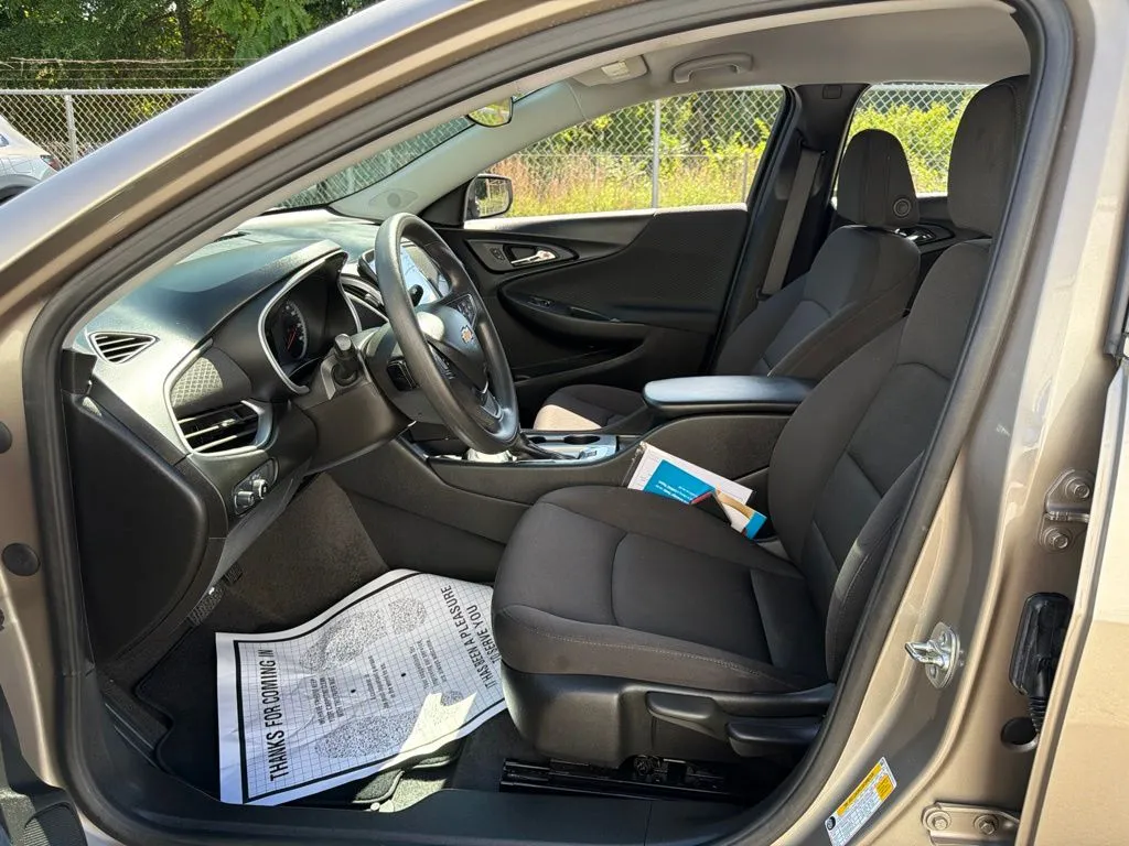2025 Chevrolet Malibu 1LS - Photo 20