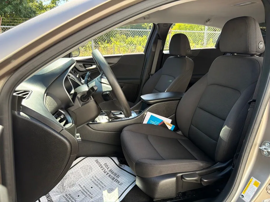 2025 Chevrolet Malibu 1LS - Photo 21