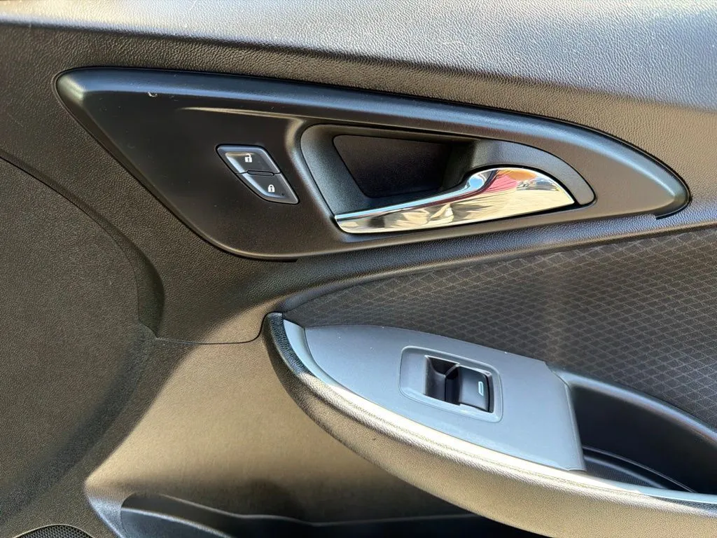 2025 Chevrolet Malibu 1LS - Photo 14