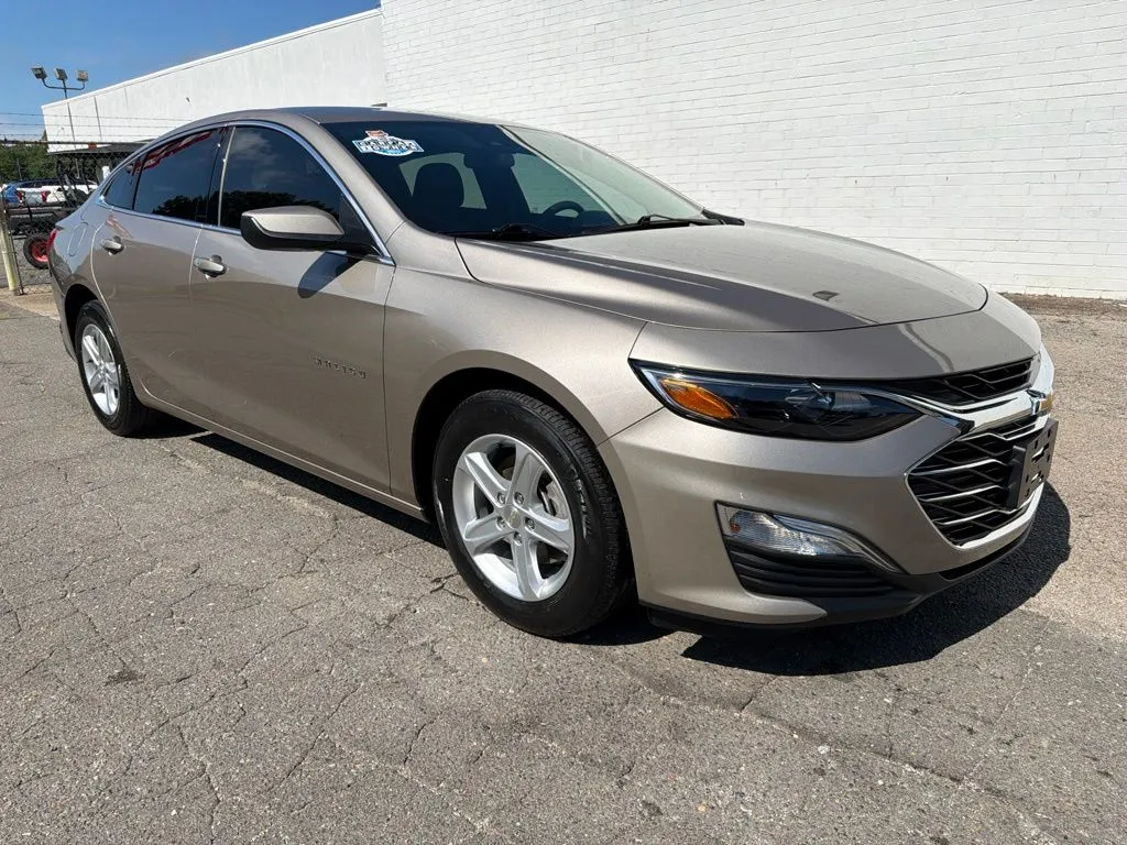 2025 Chevrolet Malibu 1LS - Photo 8