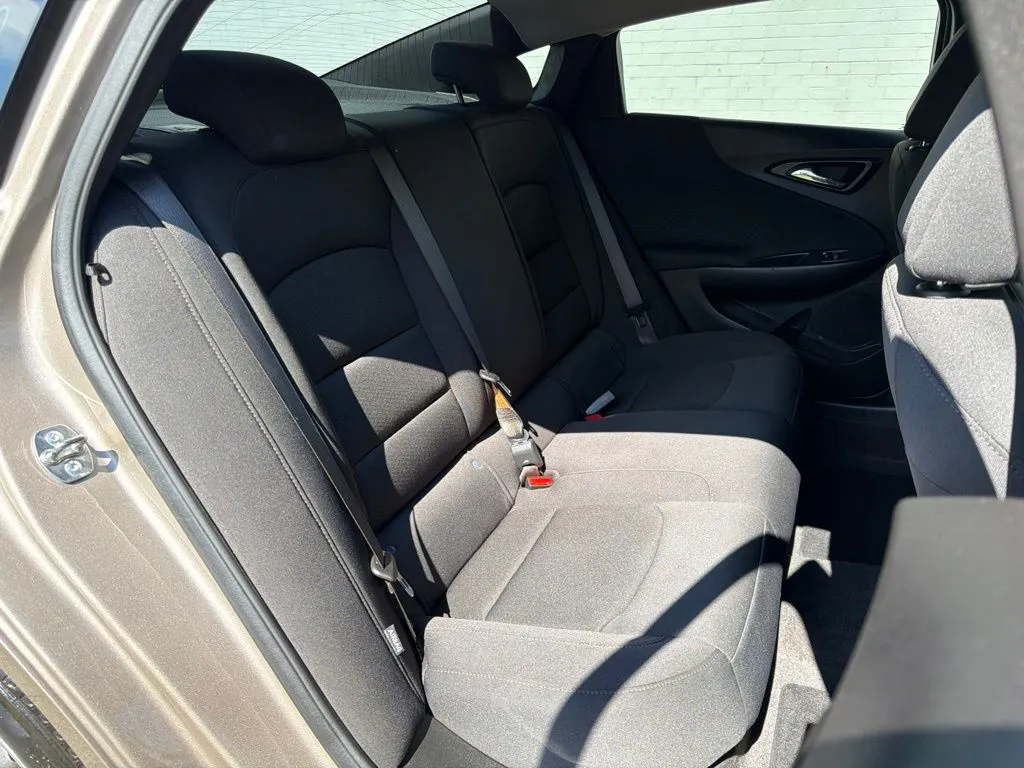 2025 Chevrolet Malibu 1LS - Photo 11