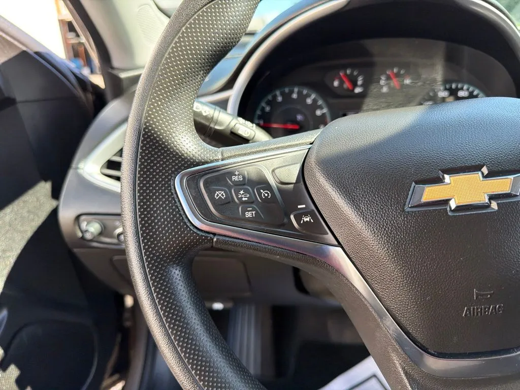 2025 Chevrolet Malibu 1LS - Photo 25