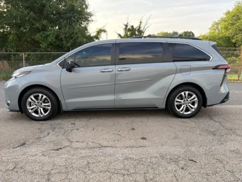 More photos of 2023 Toyota Sienna XSE at Smart Chevrolet, NC