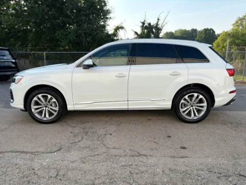 More photos of 2025 Audi Q7 45 Premium at Smart Chevrolet, NC