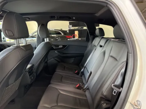 More photos of 2025 Audi Q7 45 Premium at Smart Chevrolet, NC