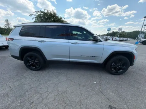 Another view of 2024 Jeep Grand Cherokee L Altitude X for sale in Madison, NC at Smart Chevrolet