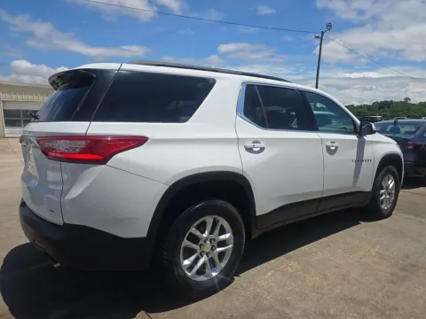 More photos of 2021 Chevrolet Traverse LT Leather at Smart Chevrolet, NC