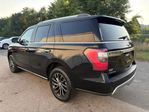 More photos of 2021 Ford Expedition Limited at Smart Chevrolet, NC