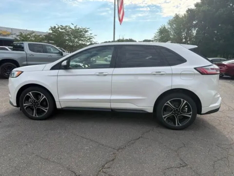 More photos of 2019 Ford Edge ST at Smart Chevrolet, NC