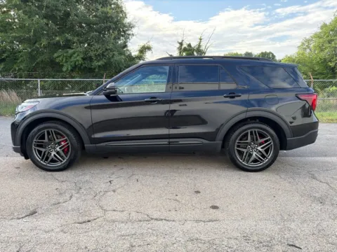 More photos of 2025 Ford Explorer ST at Smart Chevrolet, NC