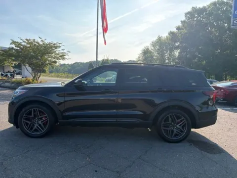More photos of 2025 Ford Explorer ST at Smart Chevrolet, NC