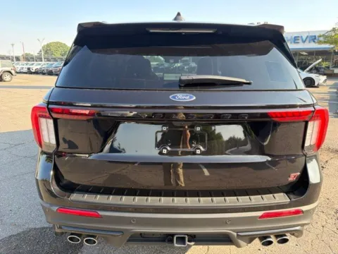 More photos of 2025 Ford Explorer ST at Smart Chevrolet, NC