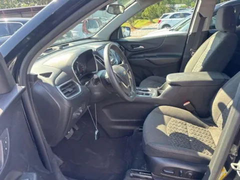 More photos of 2022 Chevrolet Equinox LT at Smart Chevrolet, NC