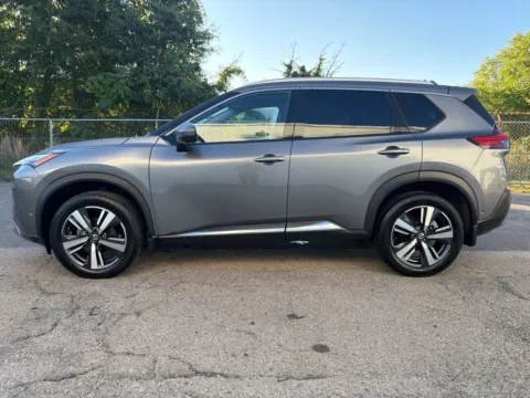 More photos of 2021 Nissan Rogue Platinum at Smart Chevrolet, NC