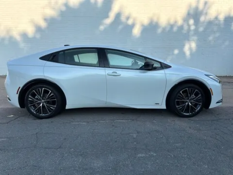 Unknown 2025 Toyota Prius Limited for sale in Madison, NC