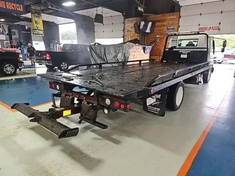 More photos of 2008 Ford LCF 645A at Smart Chevrolet, NC