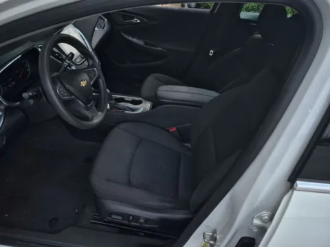 More photos of 2019 Chevrolet Malibu LT at Smart Chevrolet, NC
