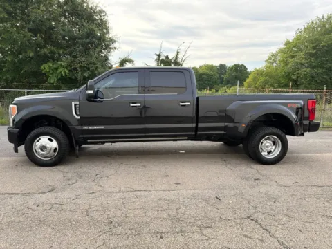 More photos of 2019 Ford F-350SD Limited at Smart Chevrolet, NC