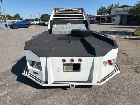 More photos of 2019 Chevrolet Silverado 4500 HD 1LT at Smart Chevrolet, NC