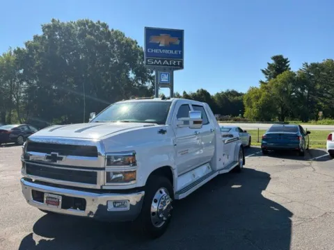 Photos of 2019 Chevrolet Silverado 4500 HD 1LT for sale in Madison, NC at Smart Chevrolet