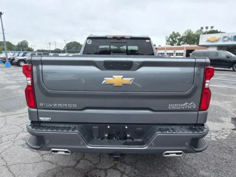 More photos of 2021 Chevrolet Silverado 1500 High Country at Smart Chevrolet, NC