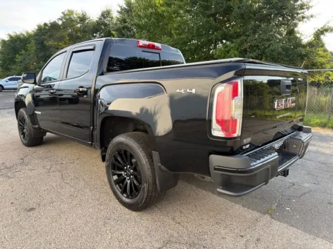 More photos of 2022 GMC Canyon Elevation at Smart Chevrolet, NC