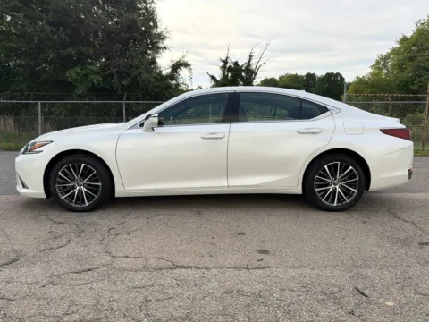 More photos of 2023 Lexus ES 250 at Smart Chevrolet, NC