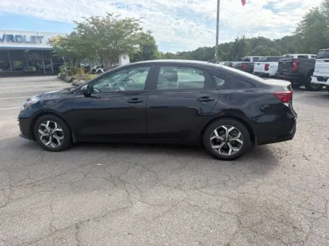 More photos of 2021 Kia Forte LXS at Smart Chevrolet, NC