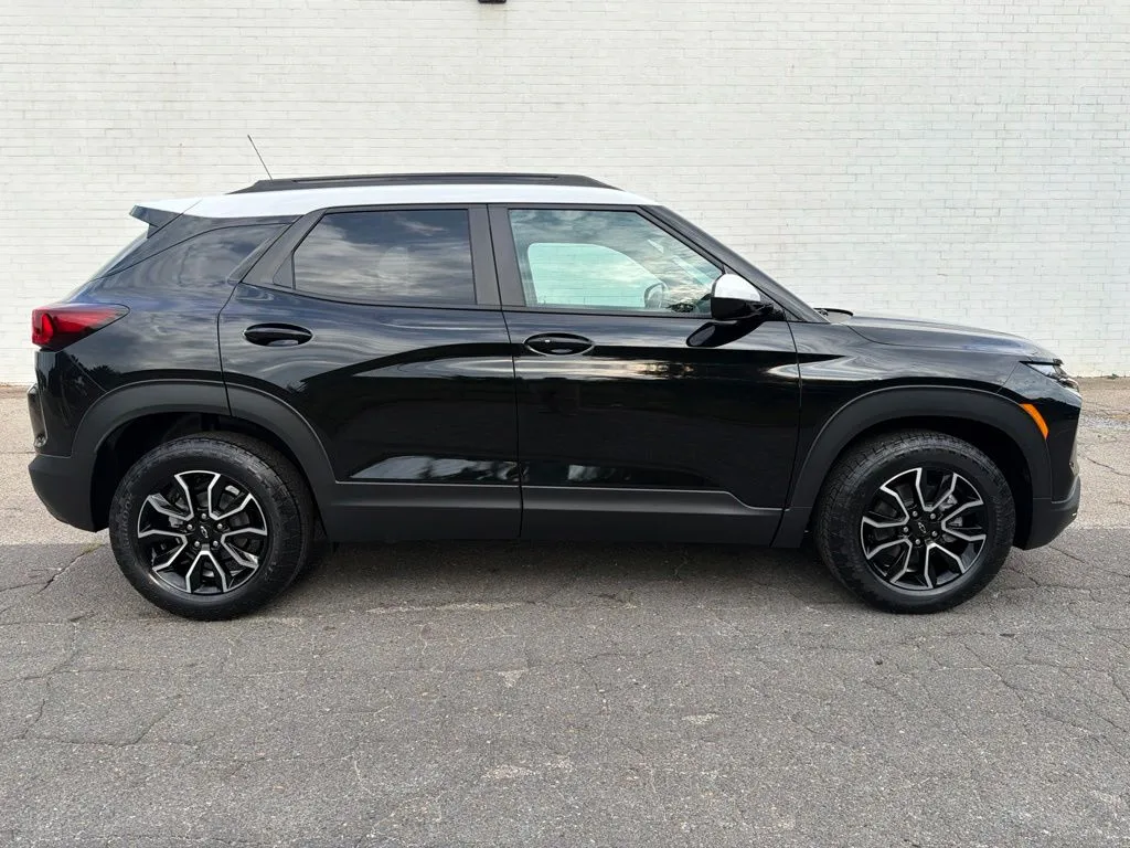 Black 2026 Chevrolet TrailBlazer ACTIV for sale in Madison, NC