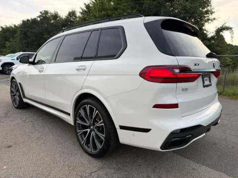 More photos of 2022 BMW X7 M50i at Smart Chevrolet, NC