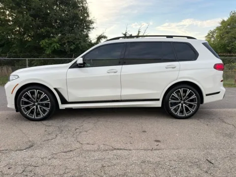 More photos of 2022 BMW X7 M50i at Smart Chevrolet, NC