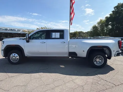 More photos of 2024 GMC Sierra 3500 HD Denali at Smart Chevrolet, NC