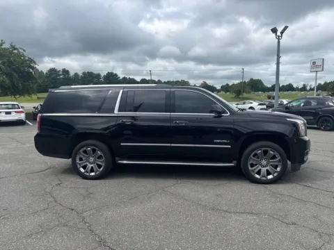 More photos of 2016 GMC Yukon XL Denali at Smart Chevrolet, NC