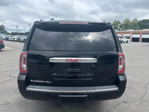 More photos of 2016 GMC Yukon XL Denali at Smart Chevrolet, NC