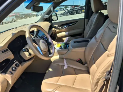 More photos of 2019 Cadillac Escalade ESV Platinum Edition at Smart Chevrolet, NC