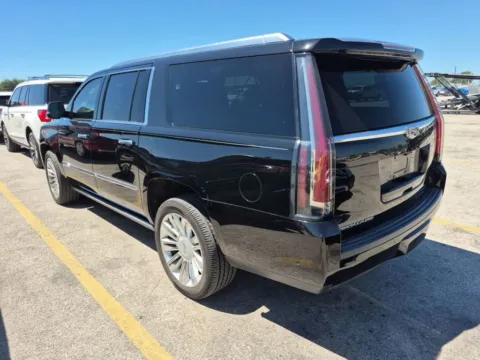 Another view of 2019 Cadillac Escalade ESV Platinum Edition for sale in Madison, NC at Smart Chevrolet