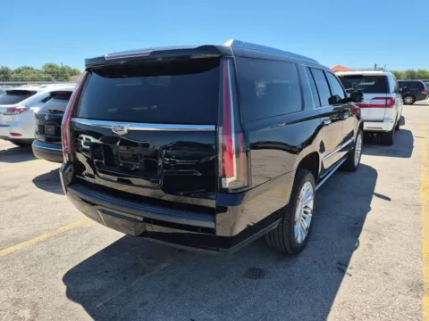 More photos of 2019 Cadillac Escalade ESV Platinum Edition at Smart Chevrolet, NC