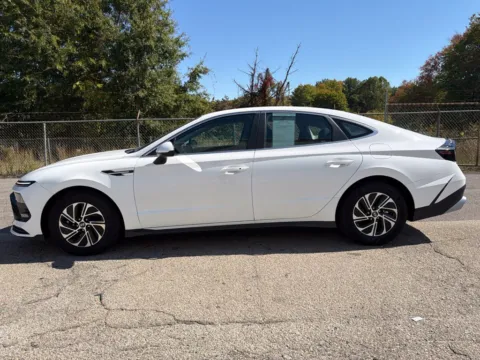 More photos of 2026 Hyundai Sonata Hybrid Blue at Smart Chevrolet, NC