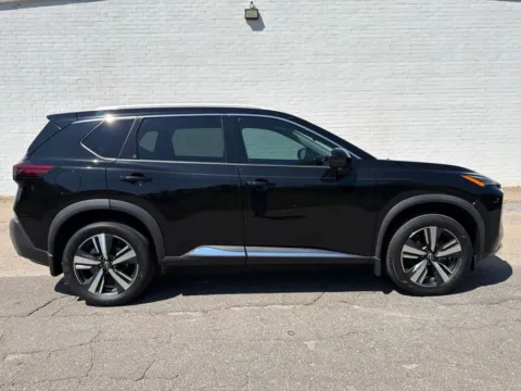 Black 2023 Nissan Rogue SL for sale in Madison, NC