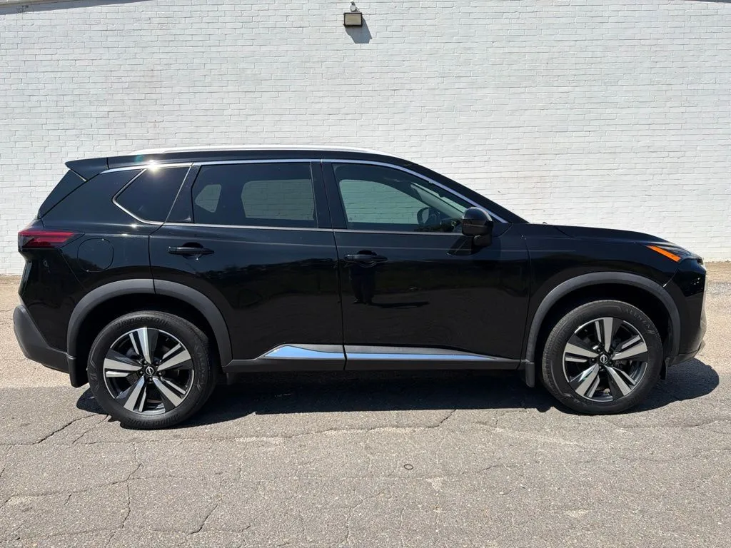 Black 2023 Nissan Rogue SL for sale in Madison, NC