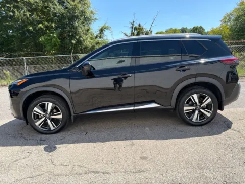 More photos of 2023 Nissan Rogue SL at Smart Chevrolet, NC
