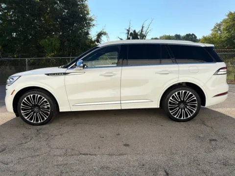 More photos of 2021 Lincoln Aviator Black Label at Smart Chevrolet, NC