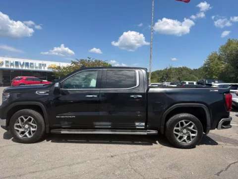 More photos of 2023 GMC Sierra 1500 SLT at Smart Chevrolet, NC