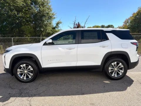 More photos of 2027 Chevrolet Equinox LT at Smart Chevrolet, NC