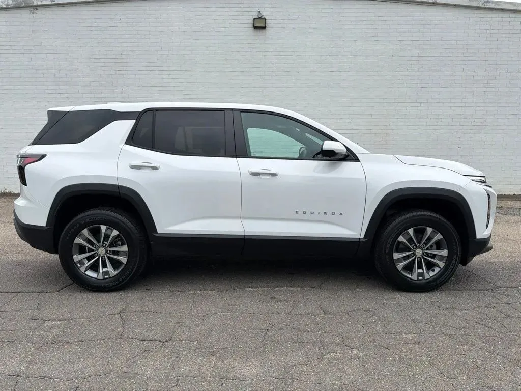 White 2027 Chevrolet Equinox LT for sale in Madison, NC