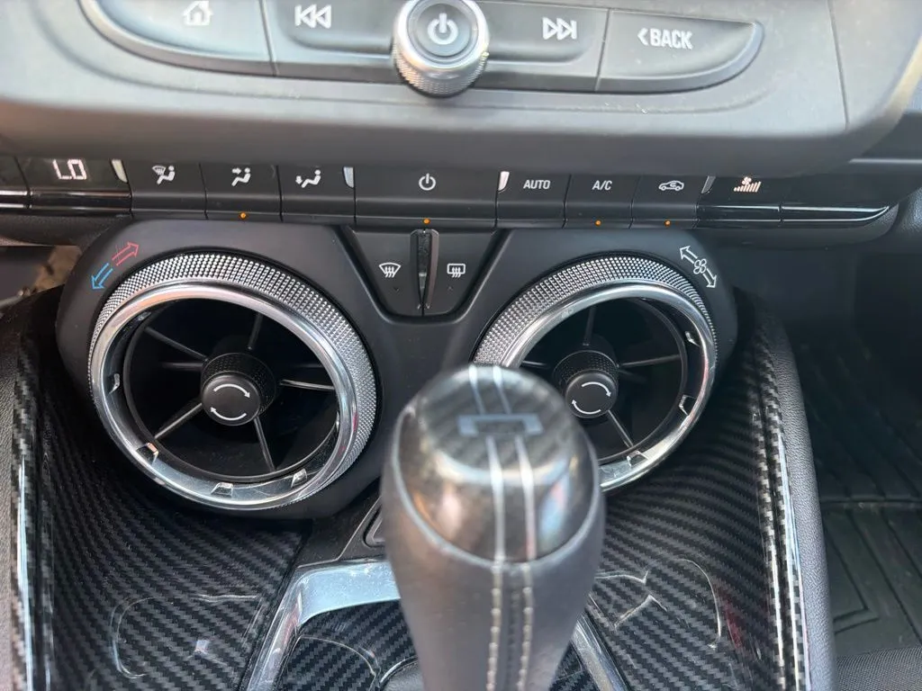2021 Chevrolet Camaro 1LT - Photo 9