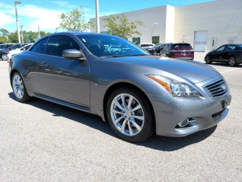 Gray 2014 INFINITI Q60 for sale in Madison, NC