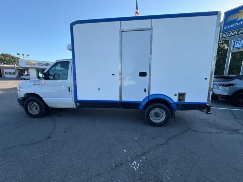 More photos of 2023 Ford E-350SD at Smart Chevrolet, NC