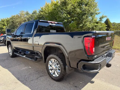 More photos of 2022 GMC Sierra 2500 HD Denali at Smart Chevrolet, NC